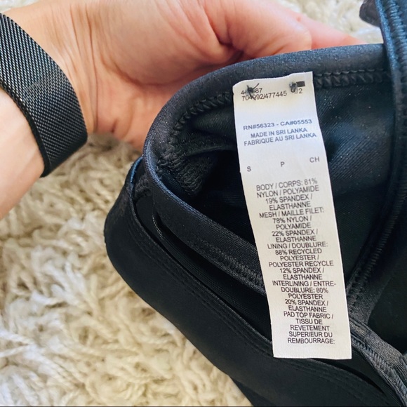 NIKE black shiny strappy mesh panel athletic fitness yoga sports bra S - Picture 5 of 6